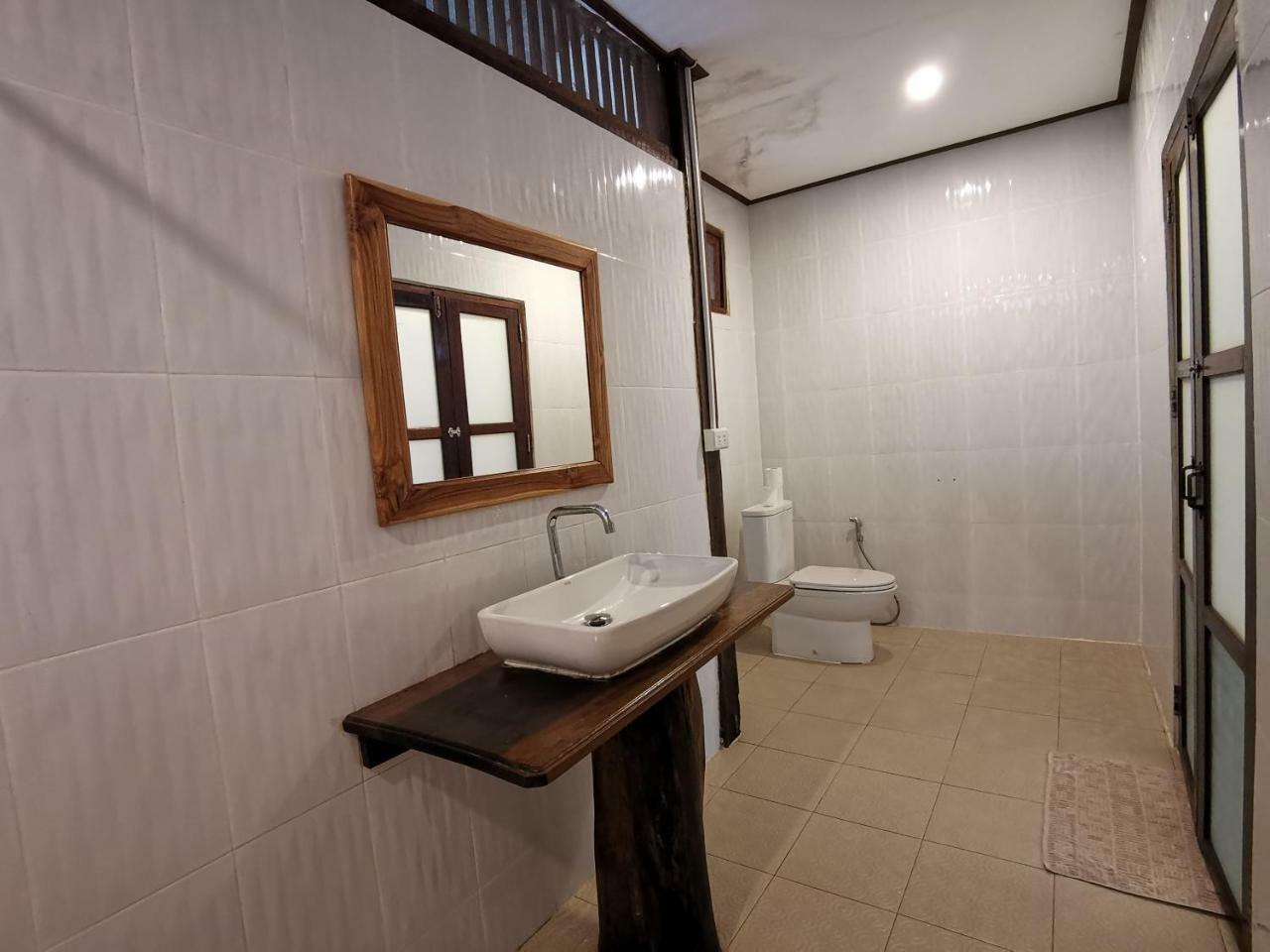 Tadlo Lodge Beng Exterior photo